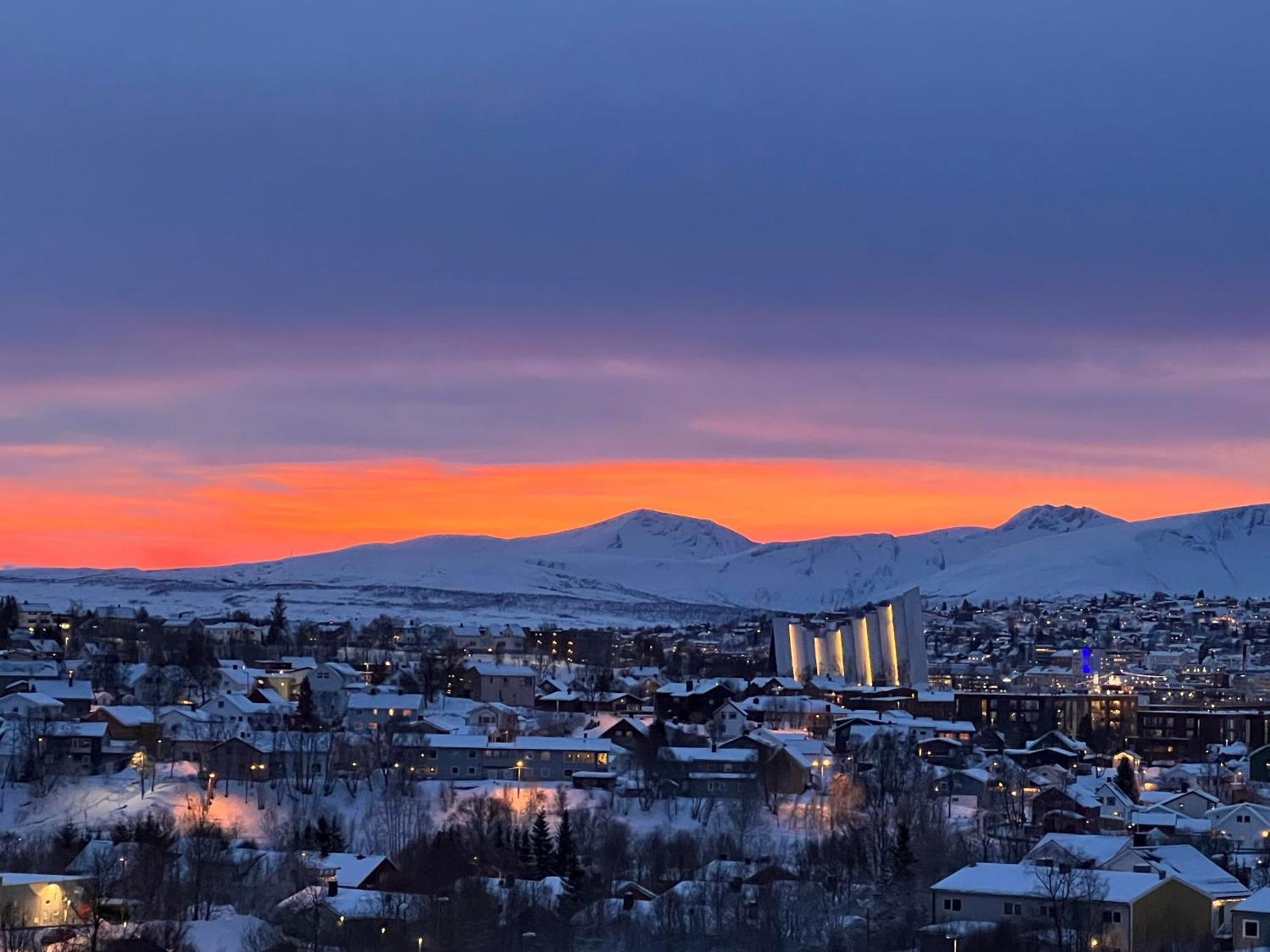 Large House With Spectacular View Villa Tromso Exterior photo