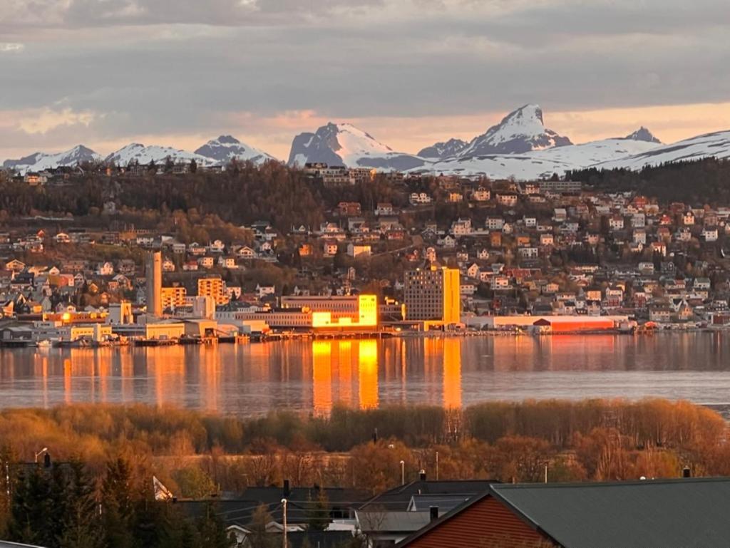 Large House With Spectacular View Villa Tromso Exterior photo
